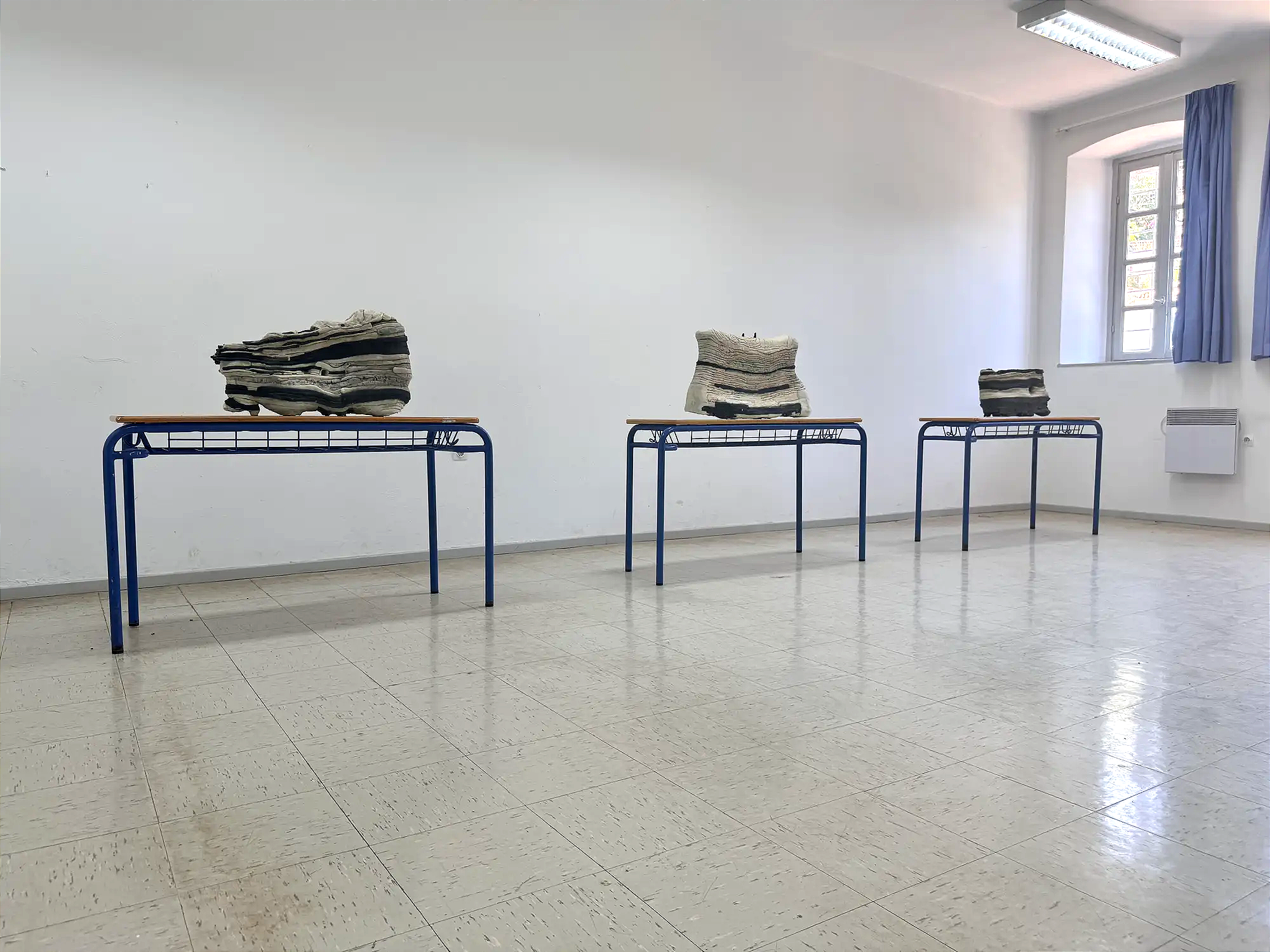 installation view mary hatzinikoli ceramic artwork mycenae 3 at hydra school project