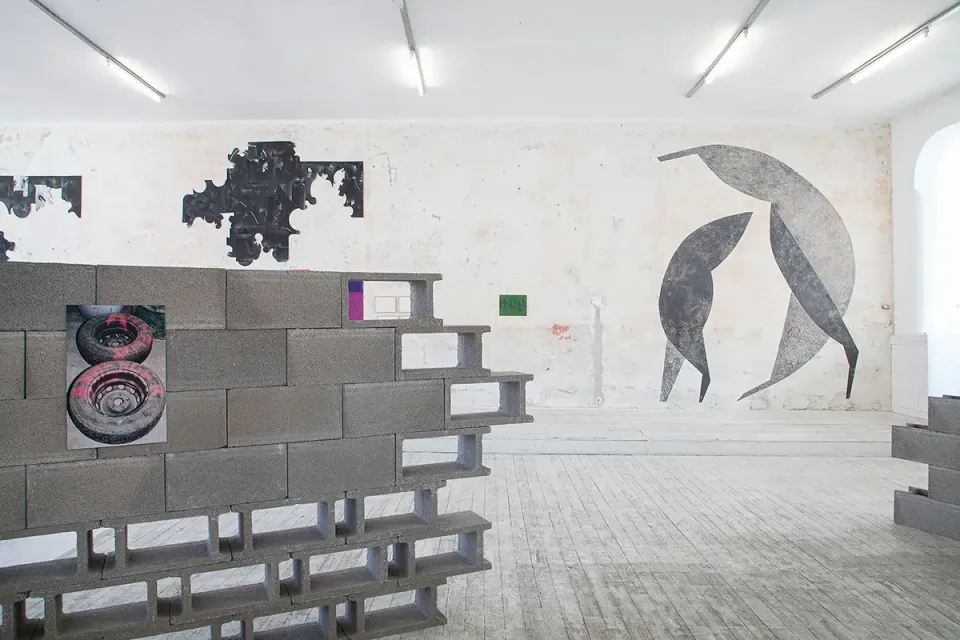 The Wall: Kunstverein Schattendorf Presents Stunning Group Show With A Text By Etienne Thierry , Curated By Siggi Hofer